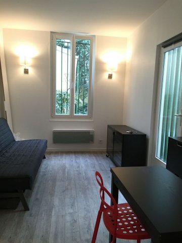 Vente Appartement meublé 1 pièce (studio) - 18.01m² 75018 Paris